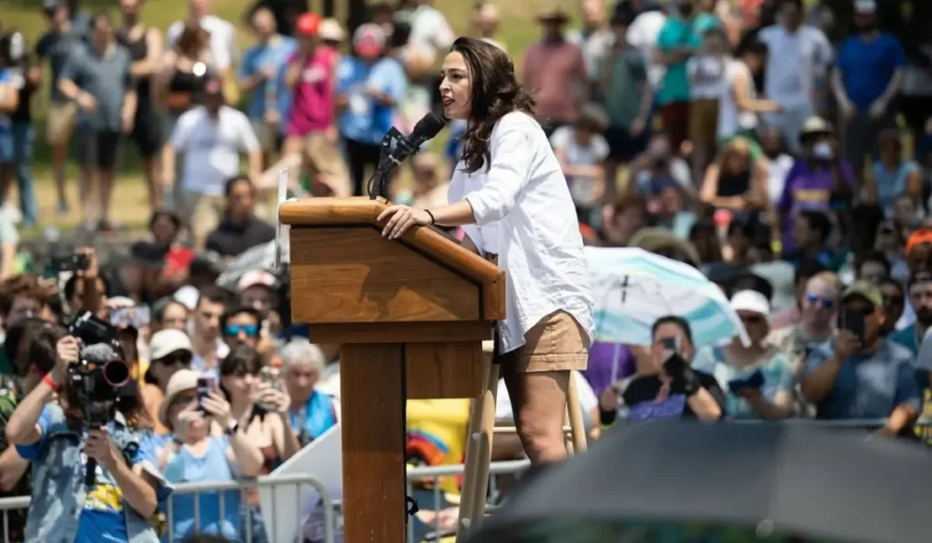 Who are Alexandria Ocasio-Cortez?